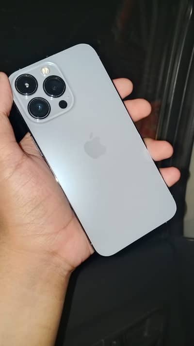Apple iPhone 13 Pro