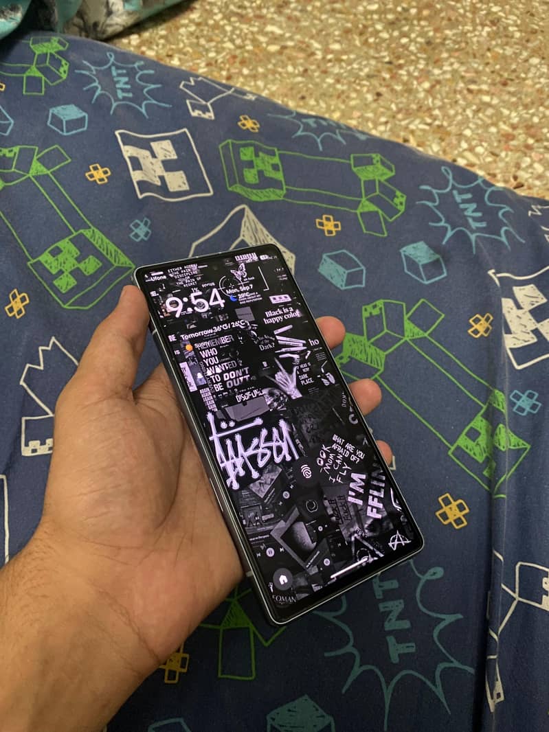 Google Pixel 7a 1