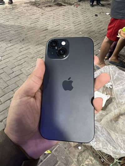 Apple iPhone 15