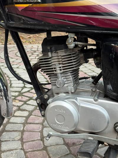 honda 125 model 2011 color black