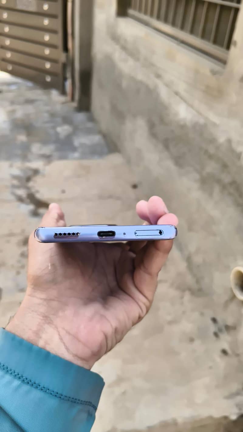 Tecno CAMON 30S 6