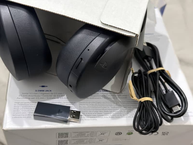 Playstation PULSE 3D wireless headset 0