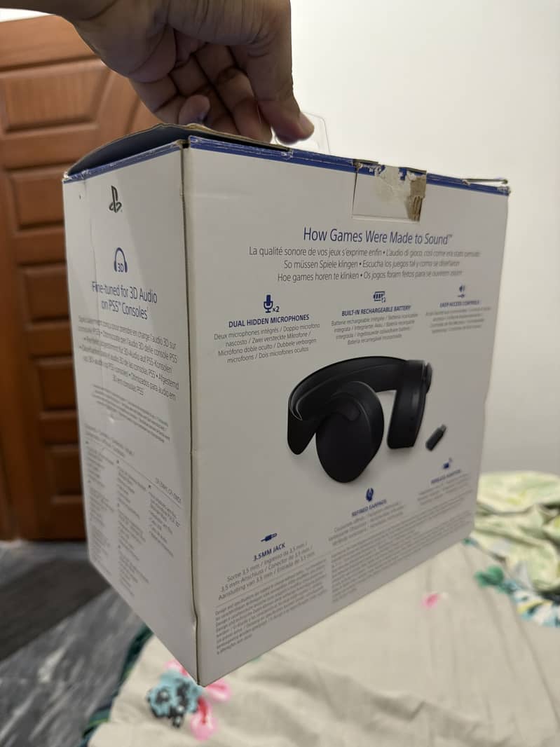 Playstation PULSE 3D wireless headset 2
