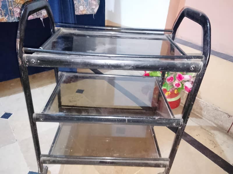 Tea serving trolly 3