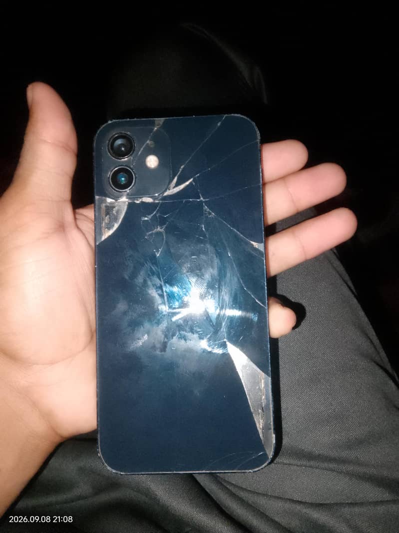 Apple iPhone 12 2