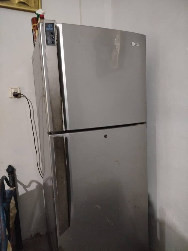 refrigerator 0