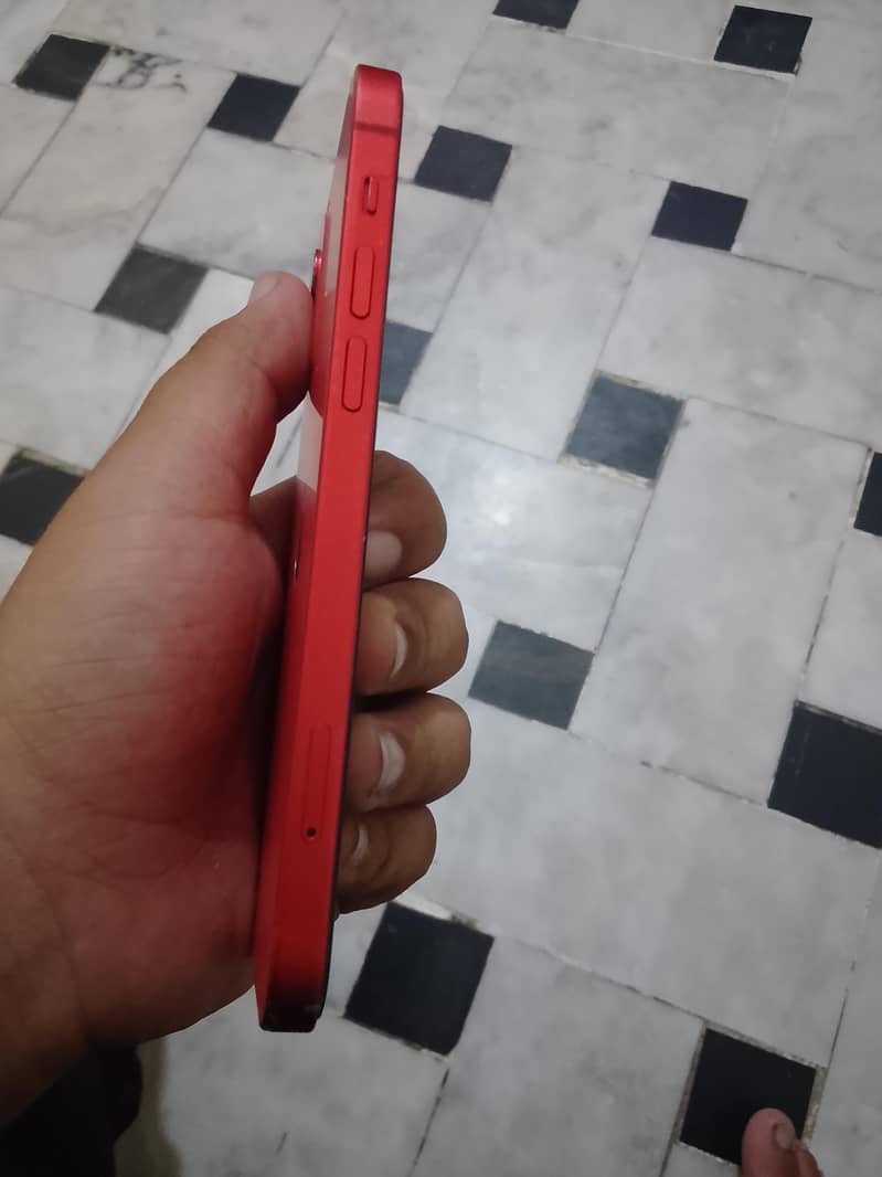 Apple iPhone 12 1
