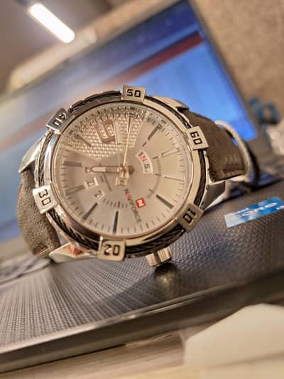 Naviforce NF9117