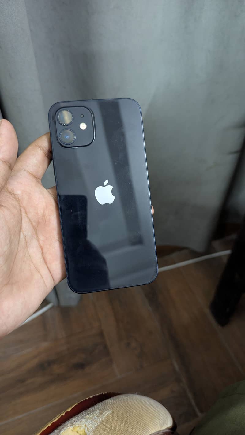 Apple iPhone 12 0