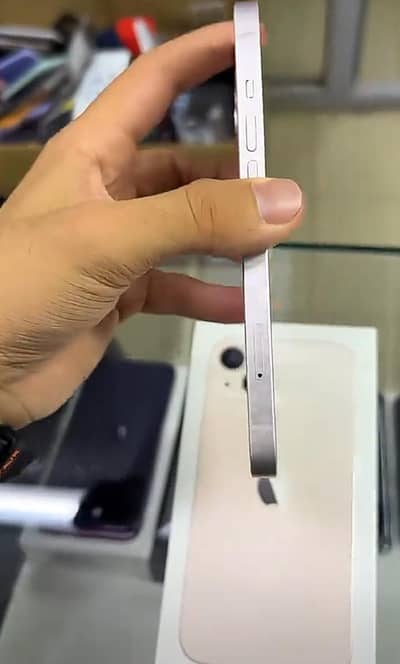 iPhone 13 128 GB non PTA