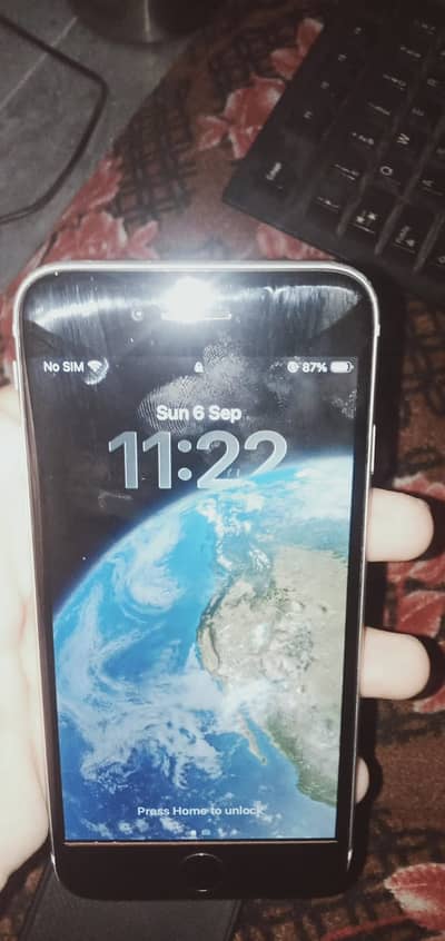 Apple iPhone SE