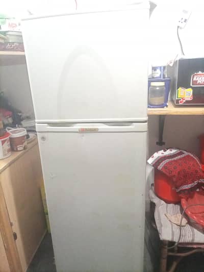 Dawlance fridge available for sale