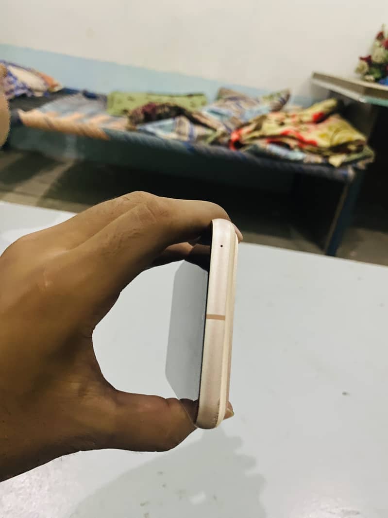 Google Pixel 8 3