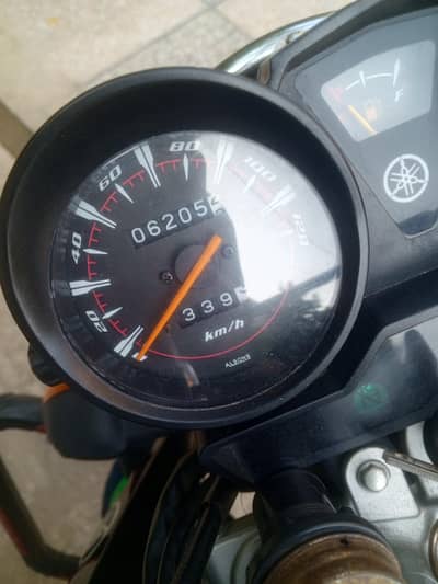 Yamaha ybr 125g black colour