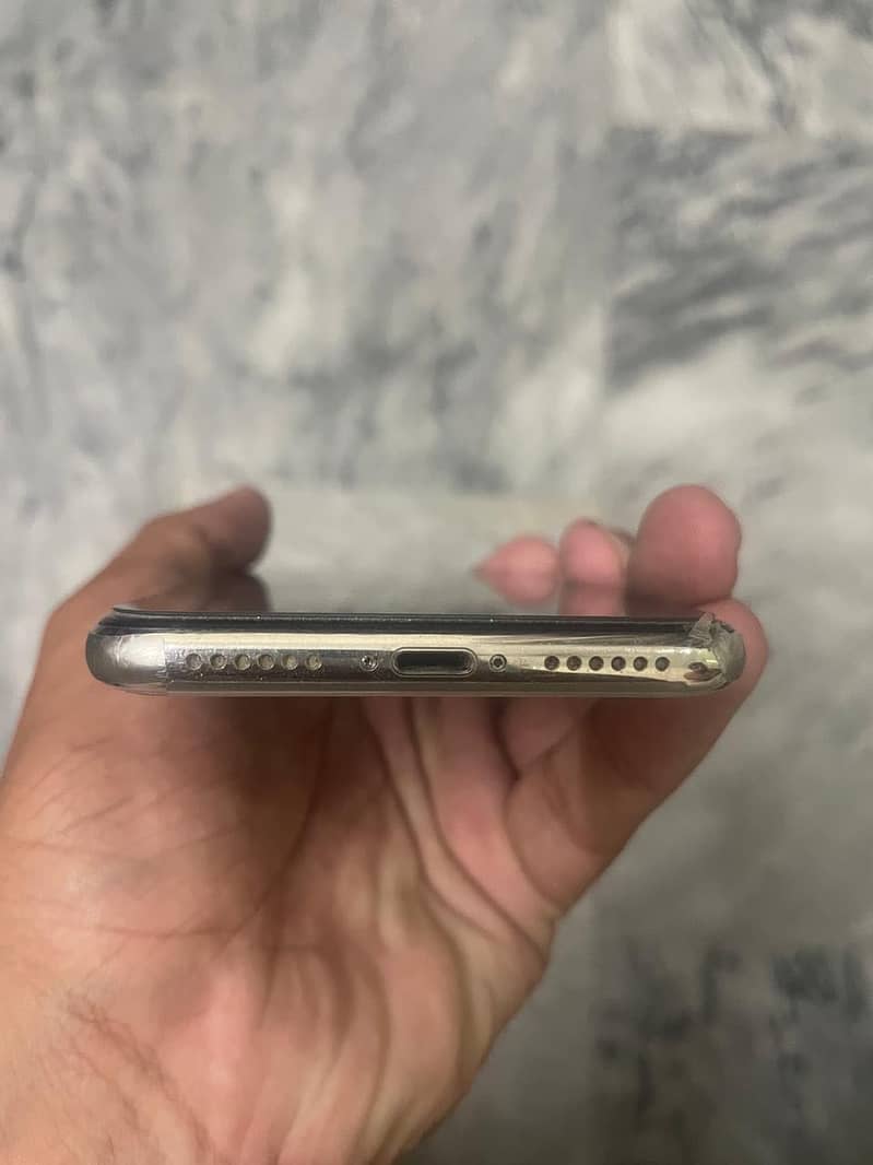 Apple iPhone X 1