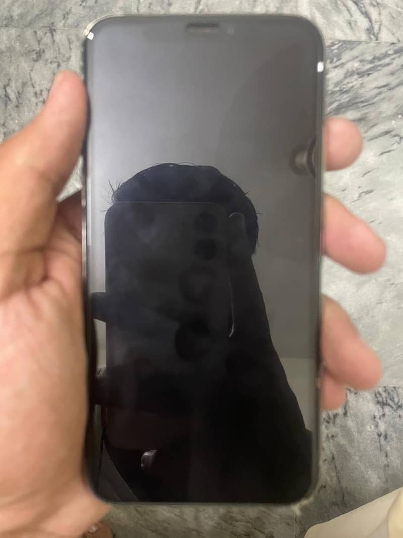Apple iPhone X 3
