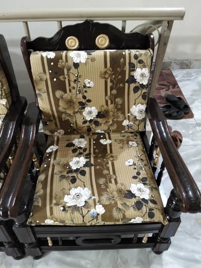 sofa set condition new