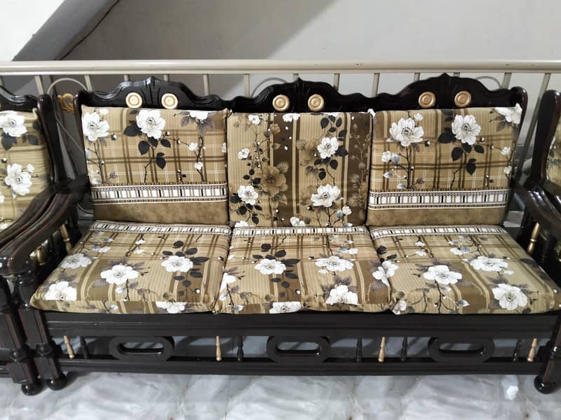 sofa set condition new 3