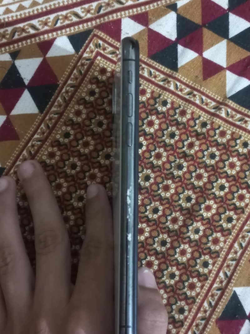 Apple iPhone X 3