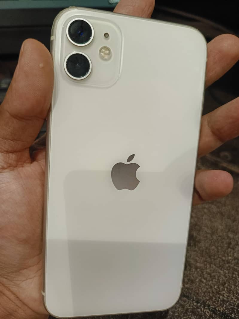 Apple iPhone 11 0