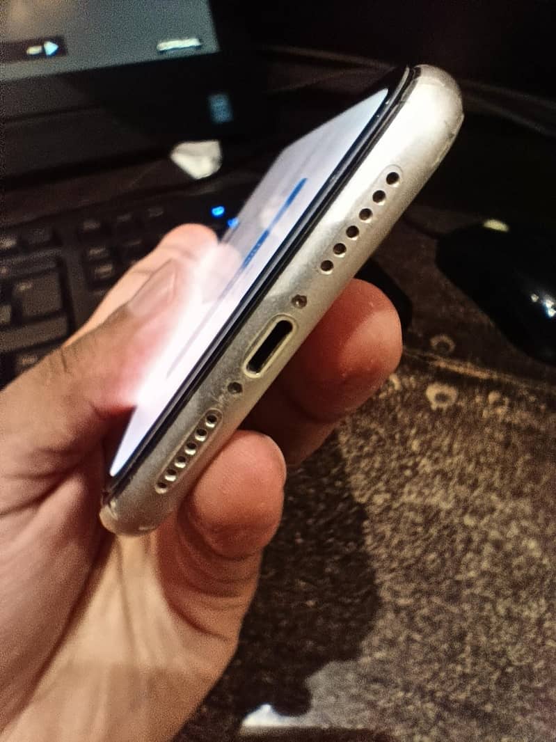Apple iPhone 11 2