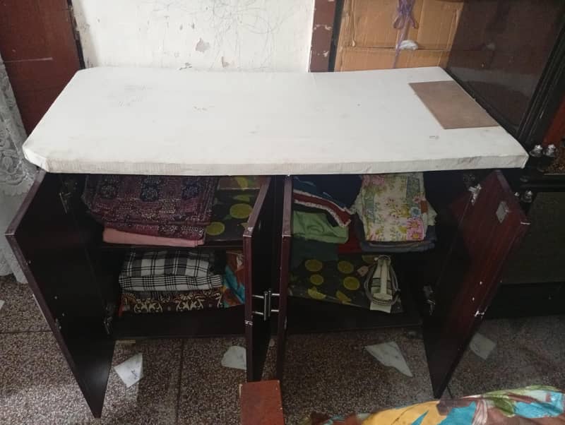 iron stand 3