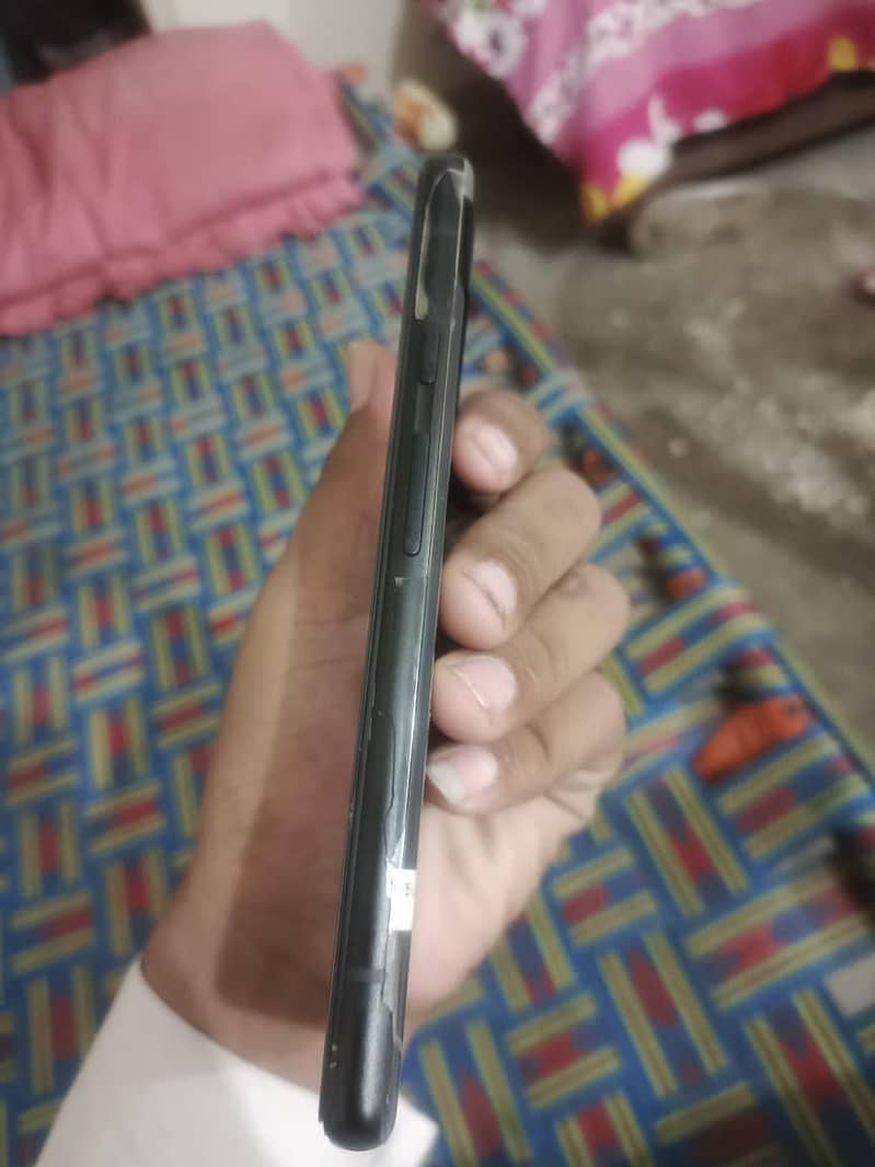 Google Pixel 6a 1