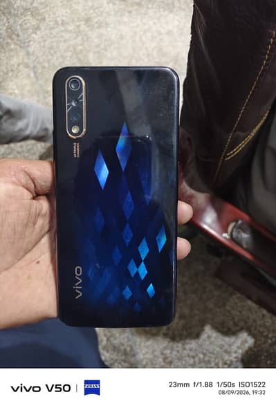 Vivo S1