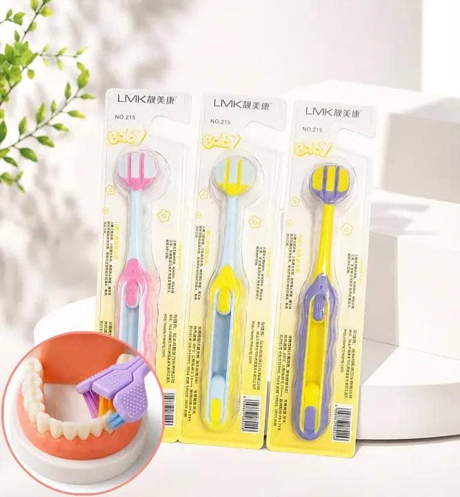 3 sided Toothbrush 0