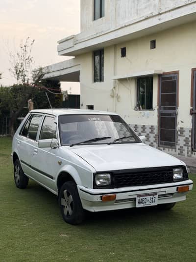 Daihatsu Charade 1983