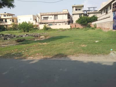 2 Kanal Commercial Plot on 200 Feet. Road Main Boulevard Available For Sale