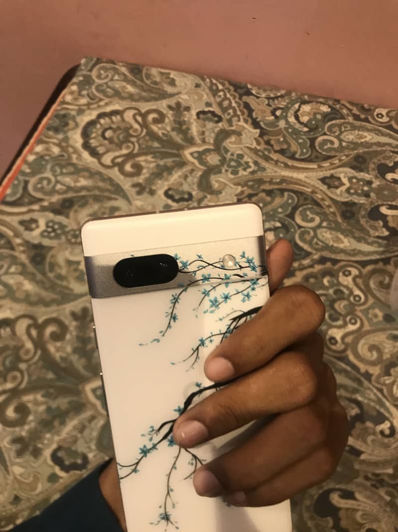 Google Pixel 7a 4