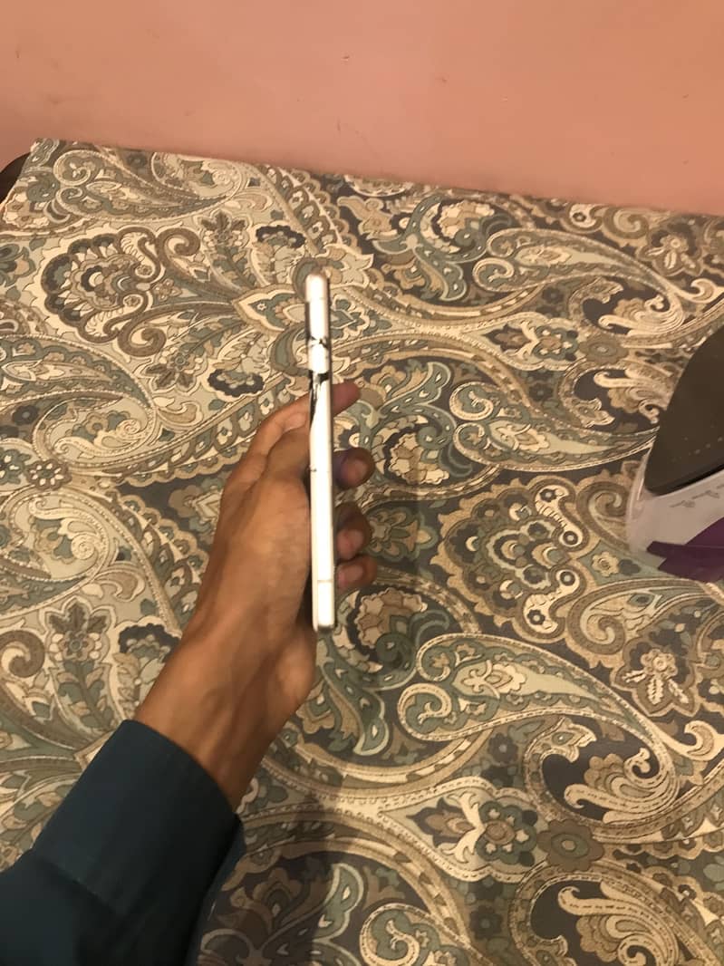Google Pixel 7a 6