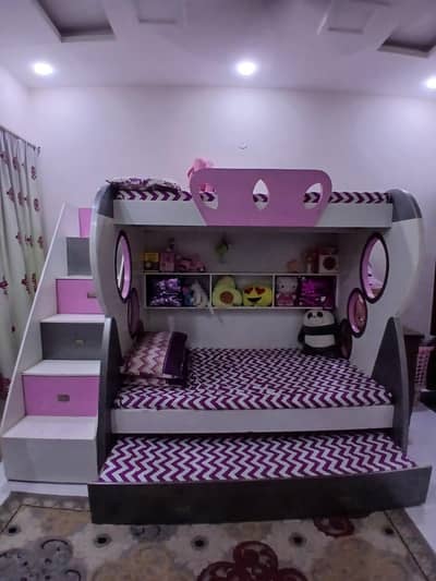 Three level aesthetic bunk bed