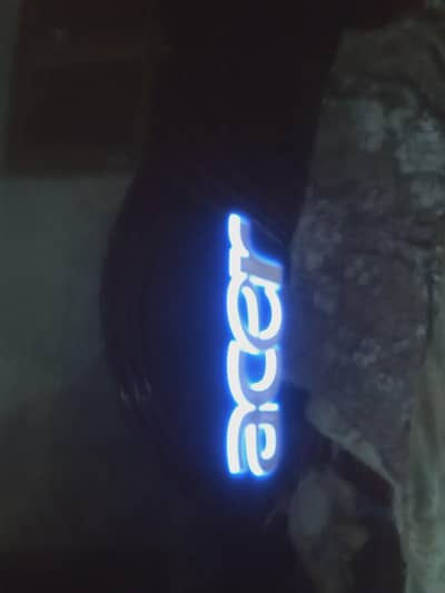 Acer laptop condition 10 by 10 windows 7 all active