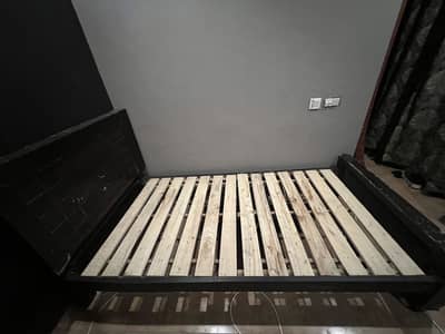 Single Bed - Wooden Single Bed - Urgent sale