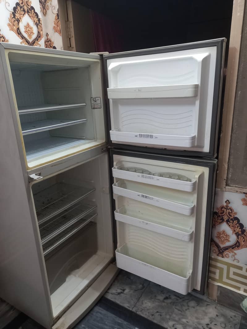 Dawlance fridge 5