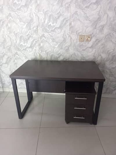 Brand new Office table