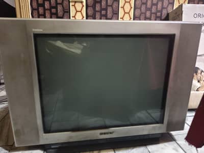 bht acha tv hai hamry ghr jagh ni hai sell krna tb