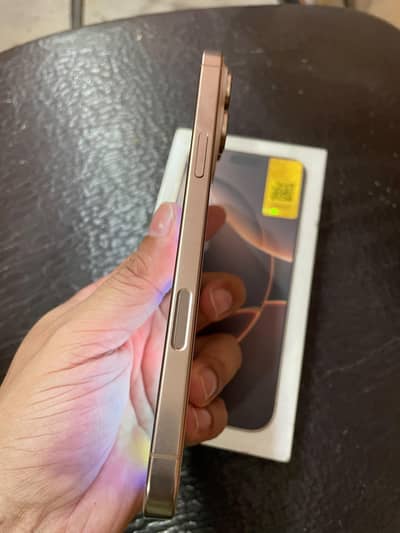 Apple iPhone 16 Pro Max