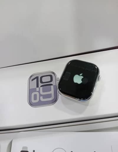 11 Apple Logo Smart Watch Only one time use keya he bas