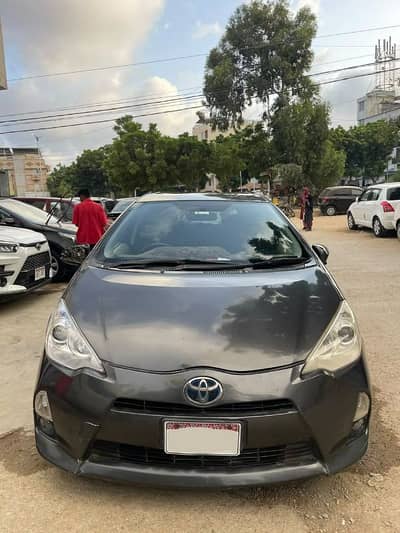 Toyota Aqua 2012 Model 2015 Registered