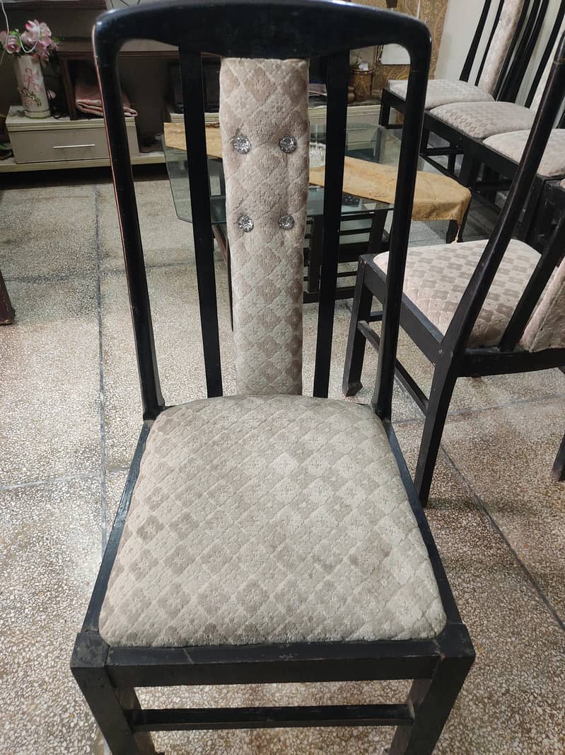 dinning table with 6 chairs and 2 chairs set 1