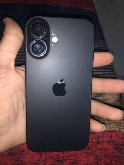 Apple iPhone 16