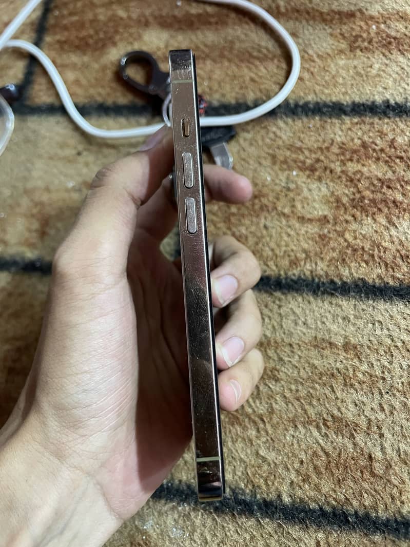 Apple iPhone 14 Pro 5