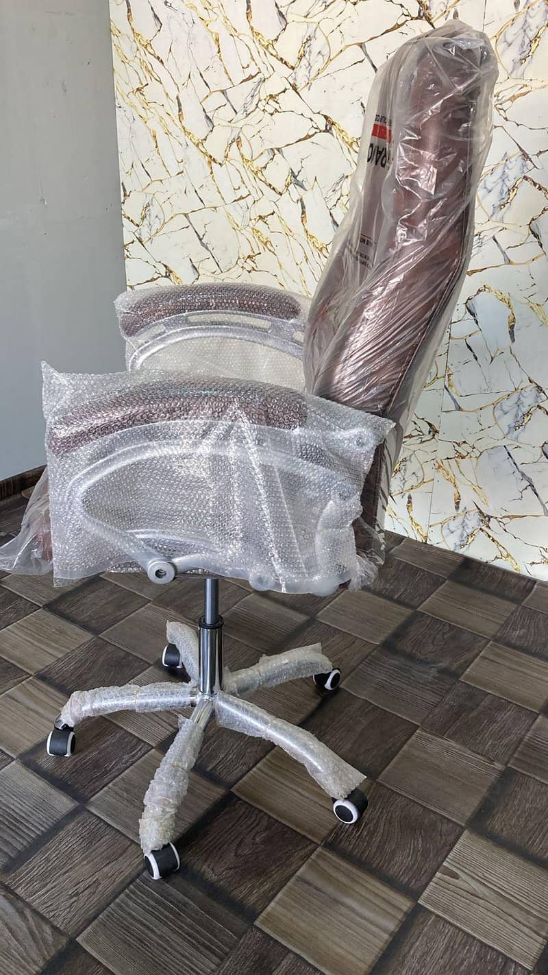 Paramount Sofa Chair 2