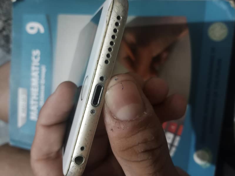 Apple iPhone 6S Plus 2