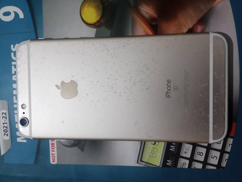 Apple iPhone 6S Plus 4