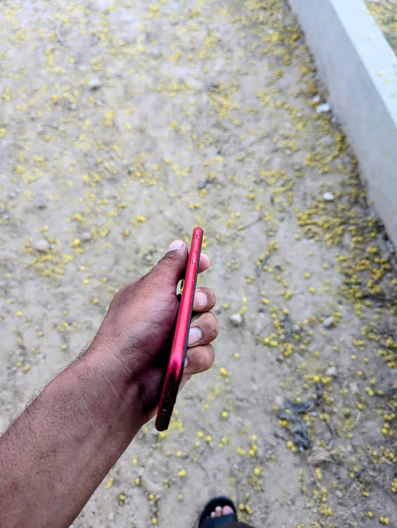 Apple iPhone 8 5