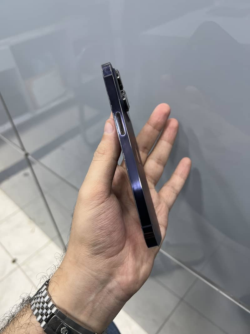 Apple iPhone 14 Pro 4